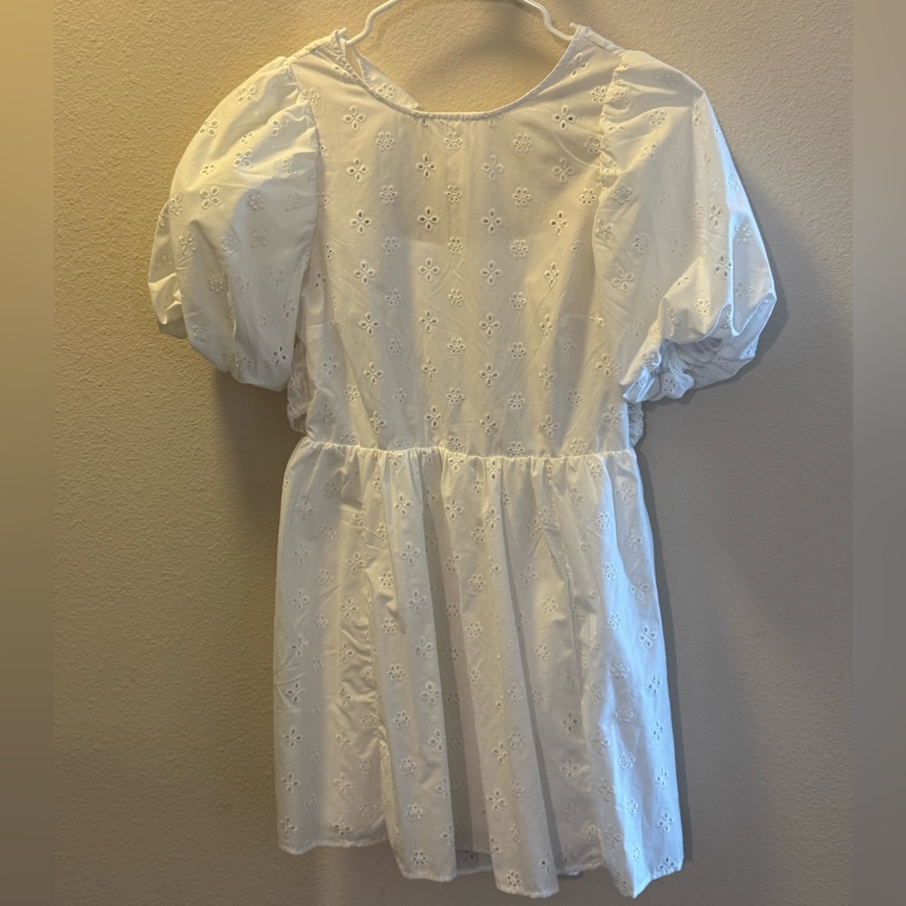H&M White Floral Dress – Size Large, Worn Once